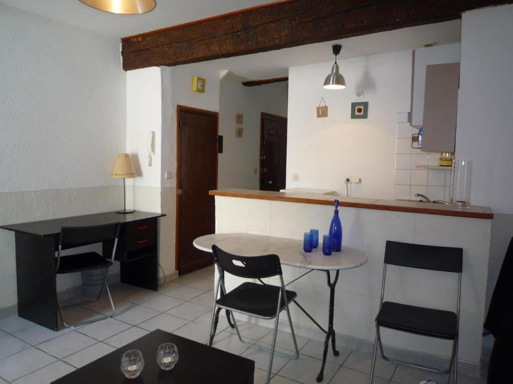 Residence Saint Simon Carcasona Habitación foto